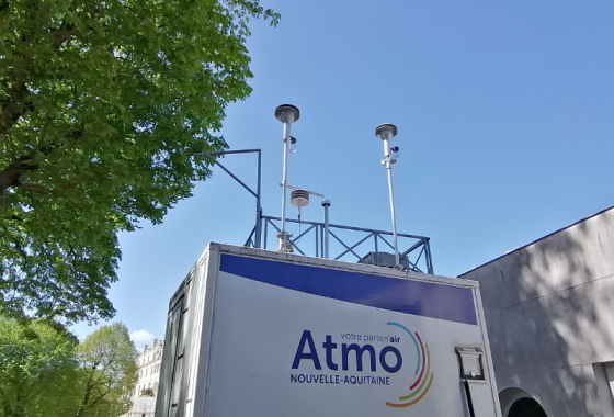 Laboratoire mobile de mesures de la qualité de l'air - Chantier Massiou - La Rochelle 